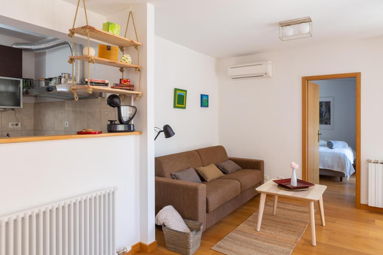 Modern Apt With Terrace 4 Min Walk To The Beach Сплит Екстериор снимка